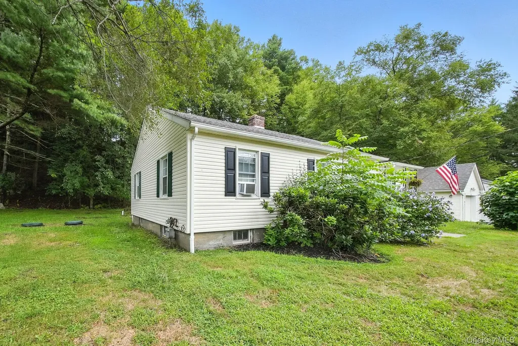 526 State Route 42 Port Jervis NY 12780