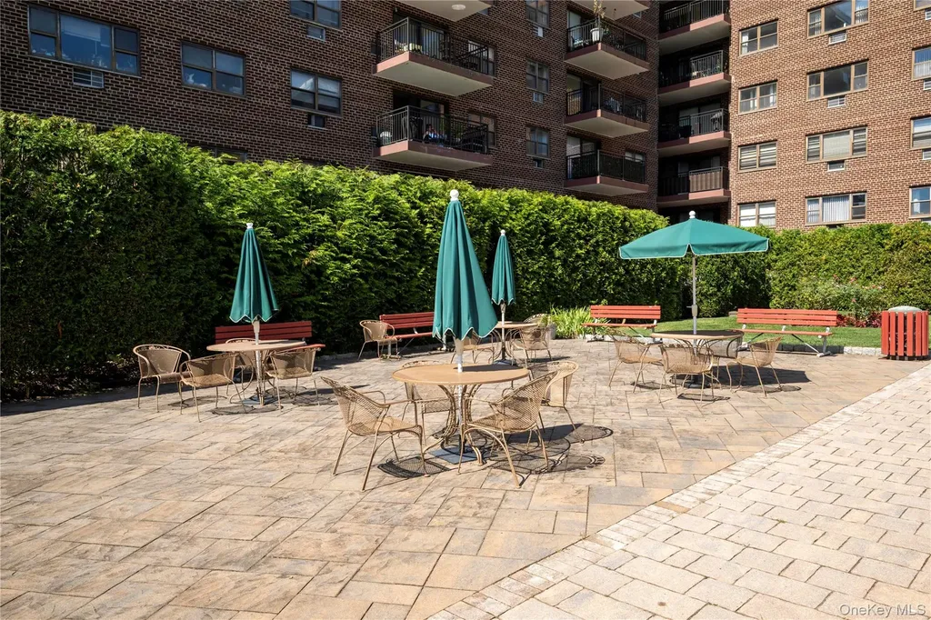 200 Diplomat Drive Mount Kisco NY 10549