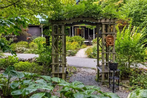 120 Lane Gate Road Cold Spring NY 10516