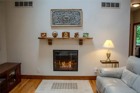 120 Lane Gate Road Cold Spring NY 10516