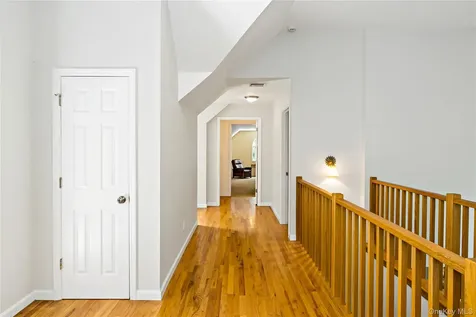 120 Lane Gate Road Cold Spring NY 10516
