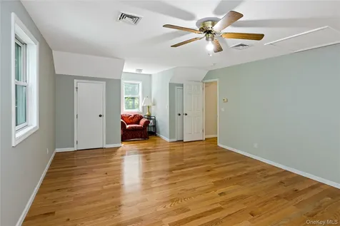 120 Lane Gate Road Cold Spring NY 10516