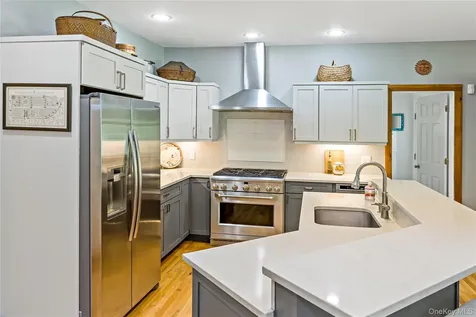 120 Lane Gate Road Cold Spring NY 10516