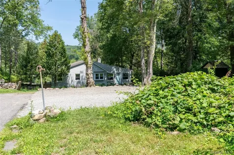 9 S Shore Drive South Salem NY 10590