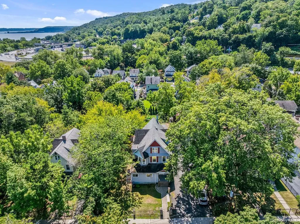 53 Brookside Avenue Nyack NY 10960