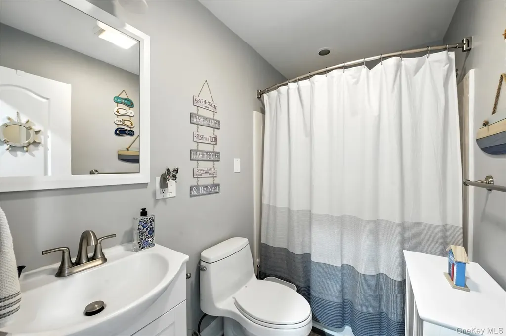 11 Nottingham Way Mahopac NY 10541