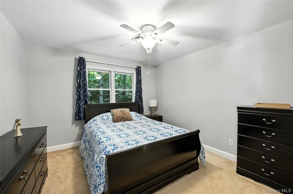 11 Nottingham Way Mahopac NY 10541