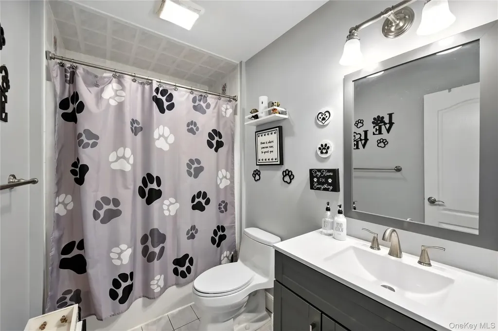 11 Nottingham Way Mahopac NY 10541