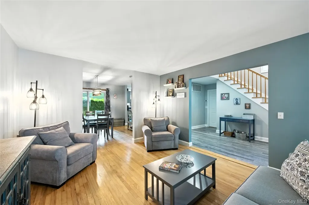 11 Nottingham Way Mahopac NY 10541