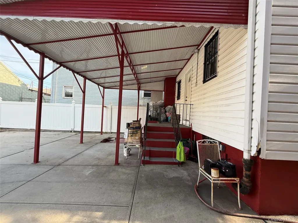 15 Euclid Avenue Brooklyn NY 11208