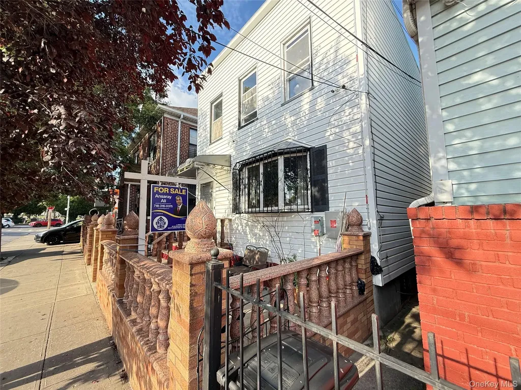 15 Euclid Avenue Brooklyn NY 11208
