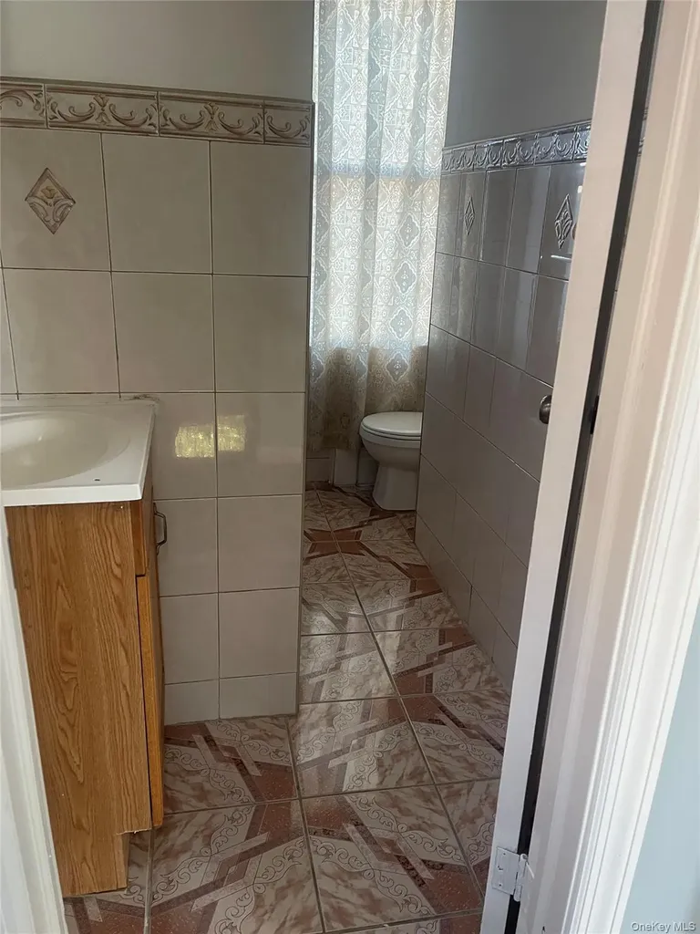 15 Euclid Avenue Brooklyn NY 11208