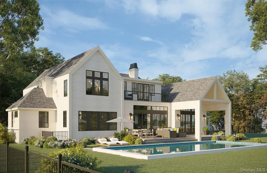 33 Harbor View Drive East Hampton NY 11937