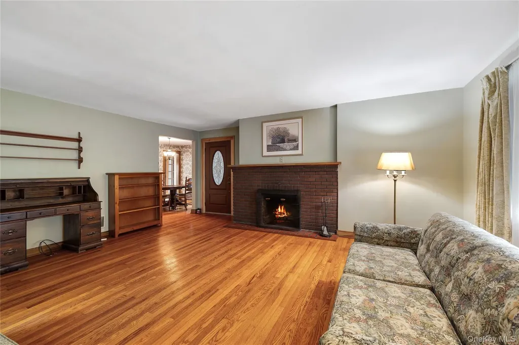 11 Mountain View Road Poughkeepsie NY 12603