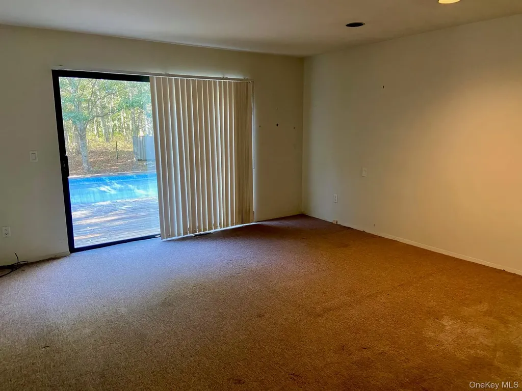 16 Karin Drive East Hampton NY 11937