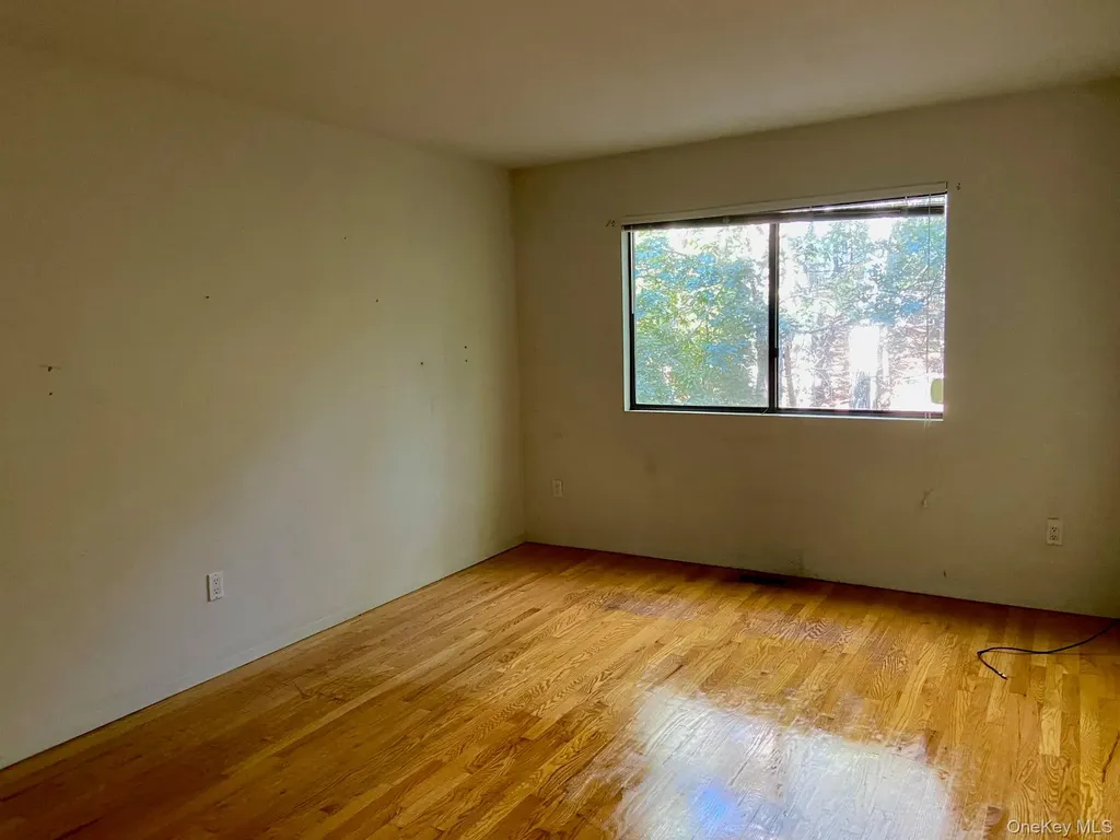 16 Karin Drive East Hampton NY 11937