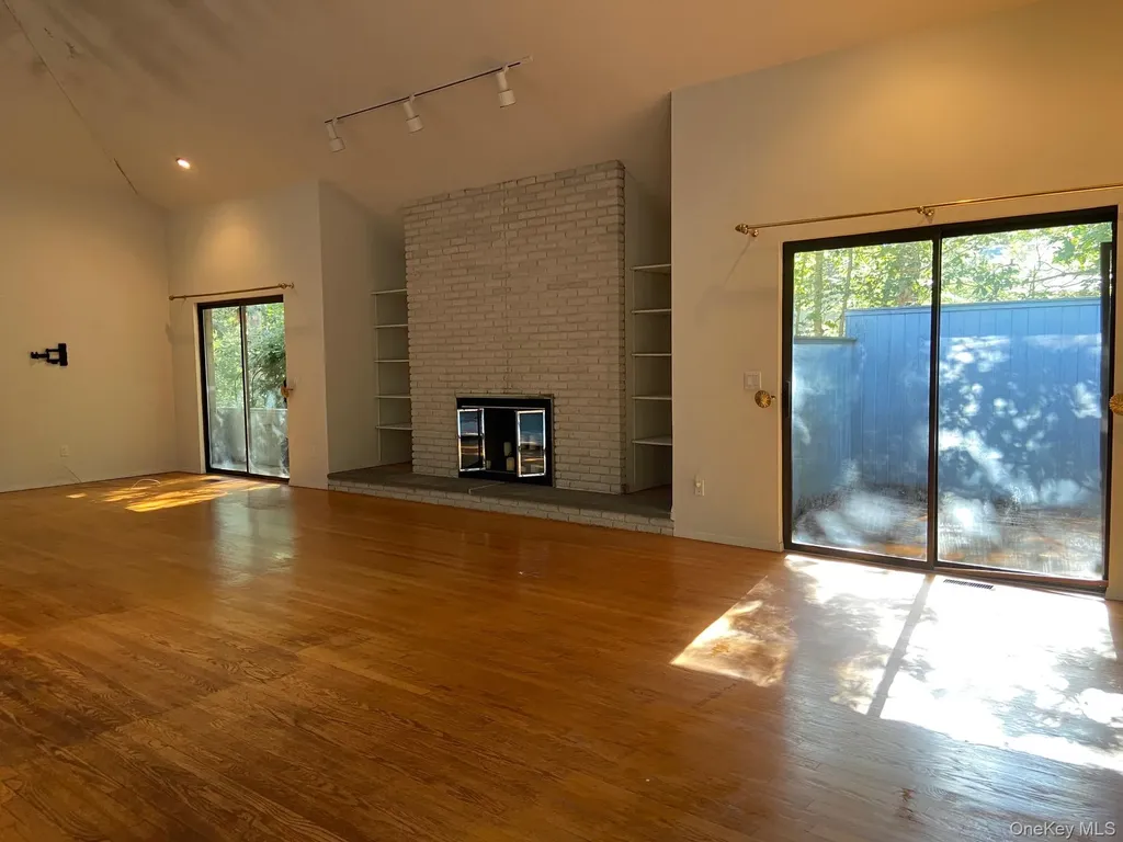 16 Karin Drive East Hampton NY 11937