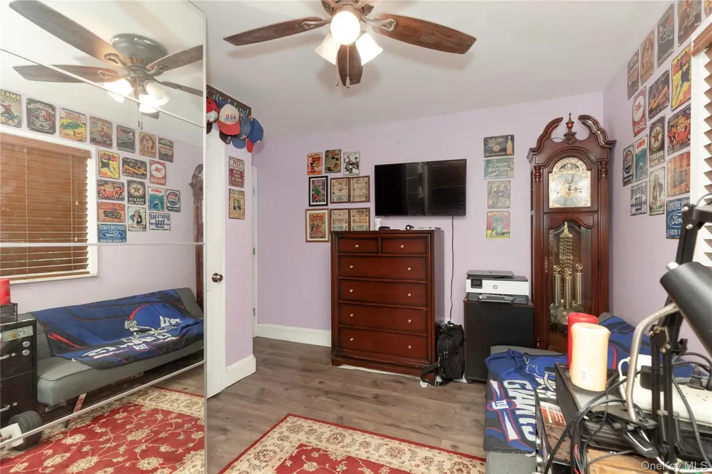 396 King Avenue Bronx NY 10464
