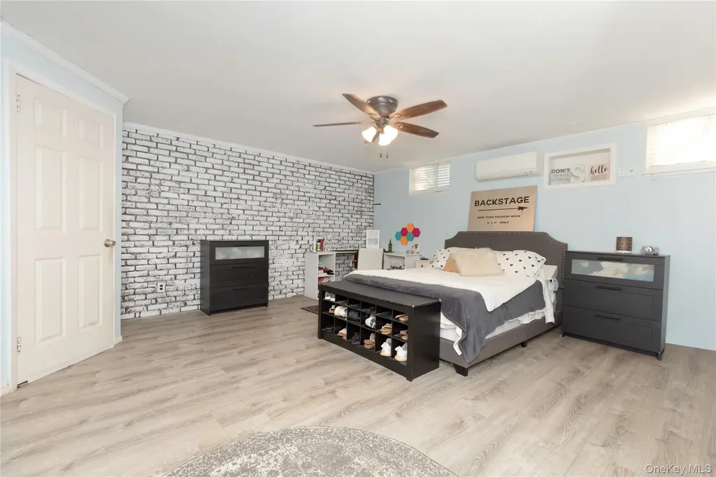 396 King Avenue Bronx NY 10464