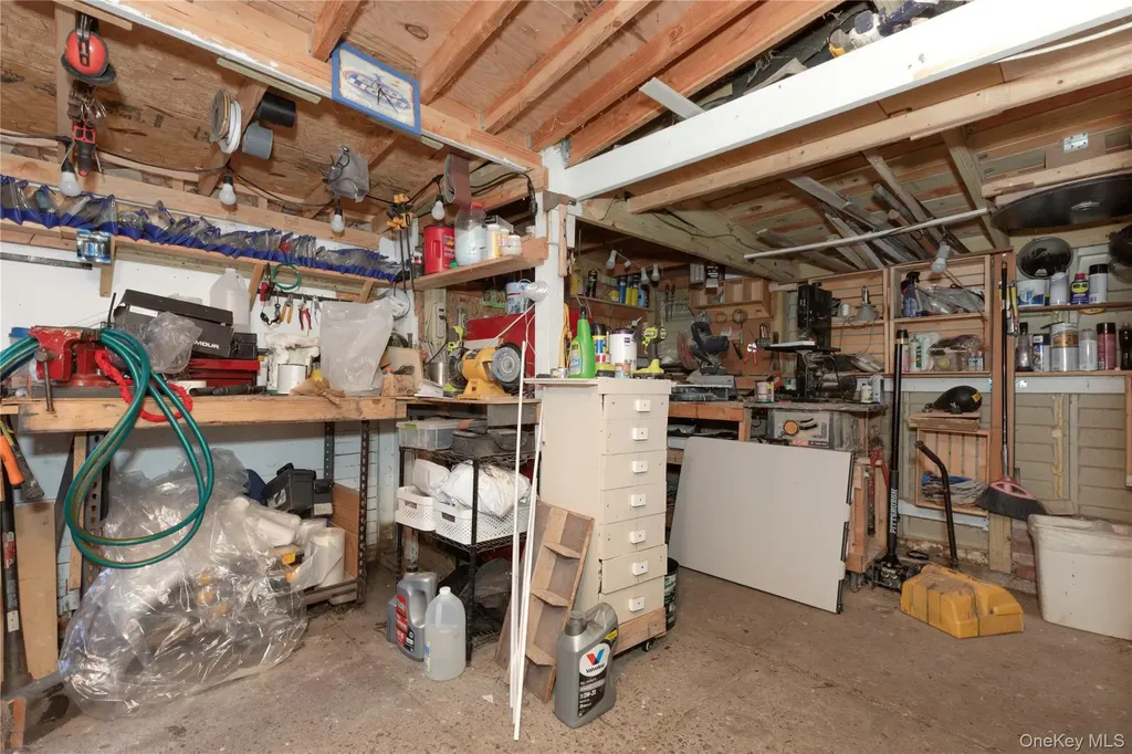 396 King Avenue Bronx NY 10464