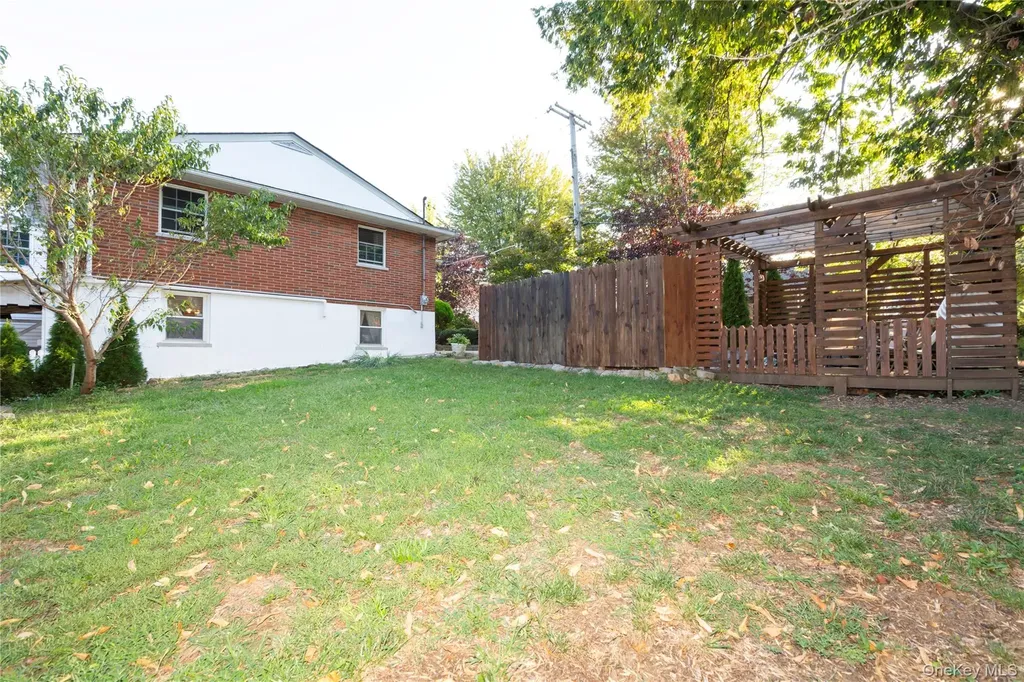 396 King Avenue Bronx NY 10464