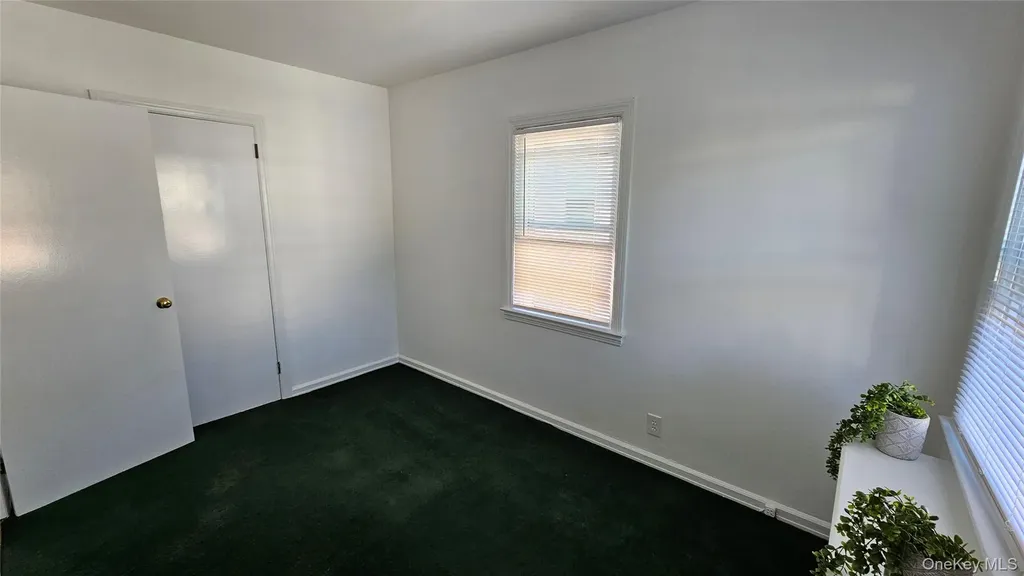 956 Hillside Boulevard New Hyde Park NY 11040