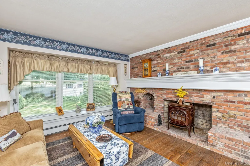 295 5th Street Saint James NY 11780