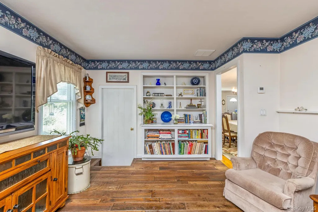 295 5th Street Saint James NY 11780