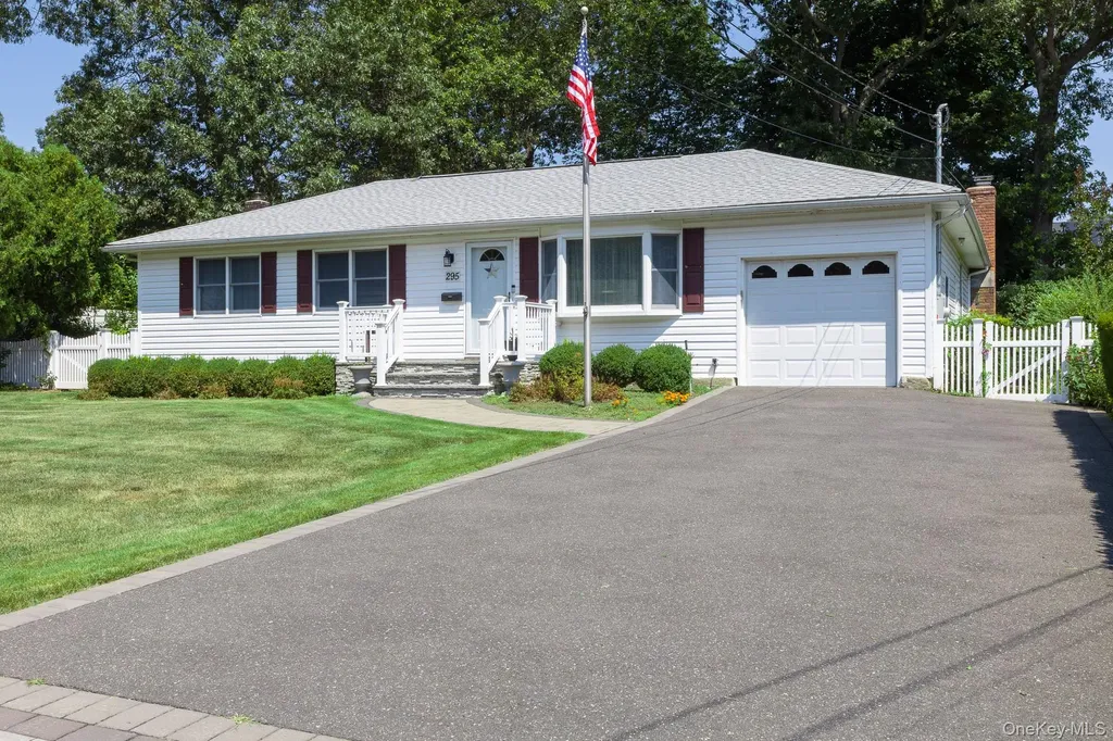 295 5th Street Saint James NY 11780