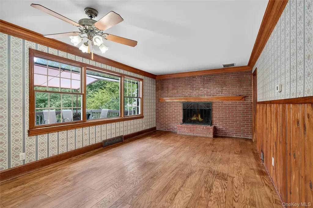 2 Charlotte Place Monroe NY 10950