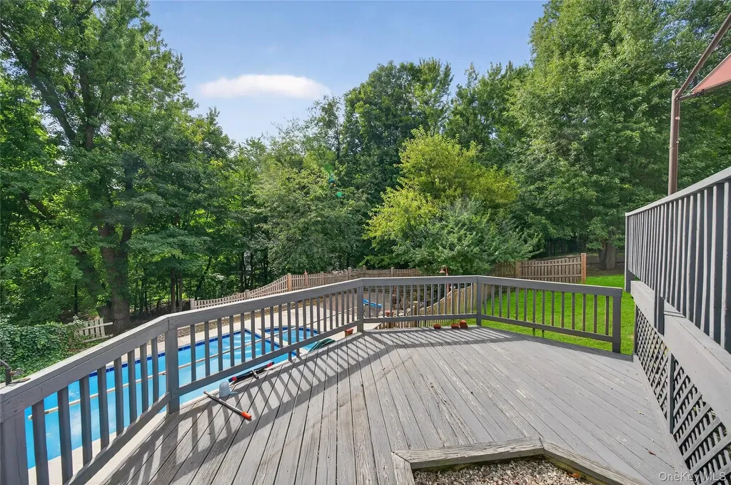 2 Charlotte Place Monroe NY 10950