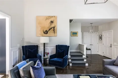 29 Oyster Pond Lane East Hampton NY 11937