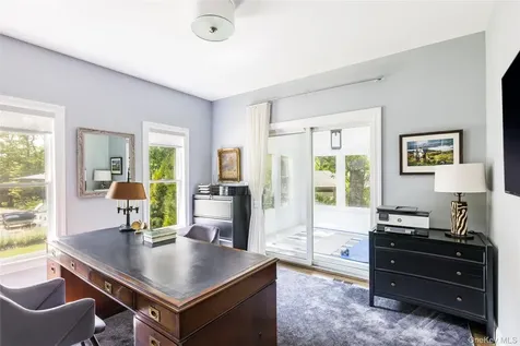 29 Oyster Pond Lane East Hampton NY 11937