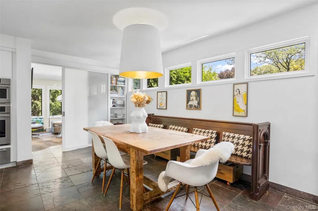 14 Leatherstocking Lane Mamaroneck NY 10543