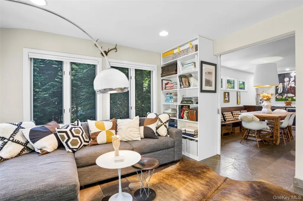 14 Leatherstocking Lane Mamaroneck NY 10543