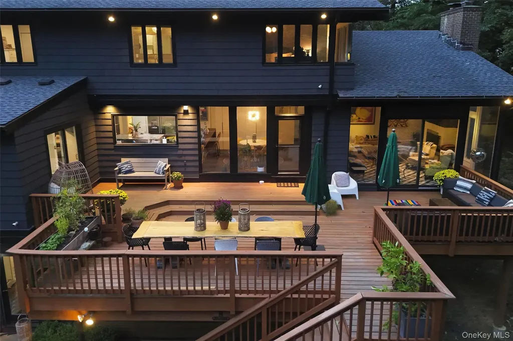14 Leatherstocking Lane Mamaroneck NY 10543