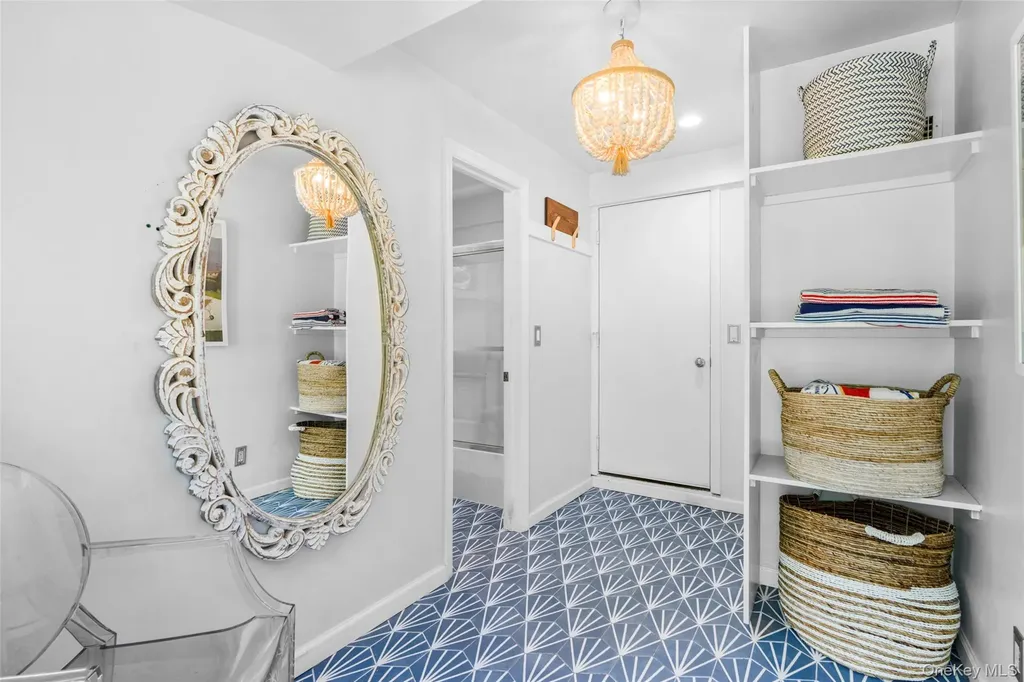 14 Leatherstocking Lane Mamaroneck NY 10543