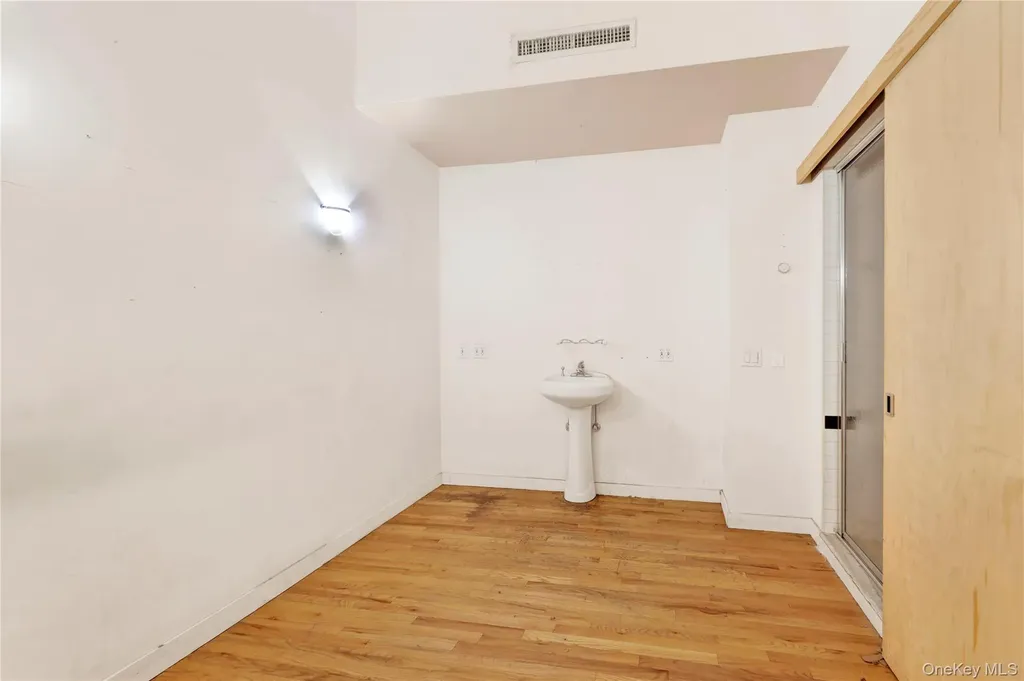 329 Atlantic Avenue Brooklyn NY 11201
