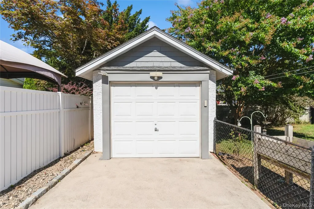 63 Lenox Avenue Lynbrook NY 11563