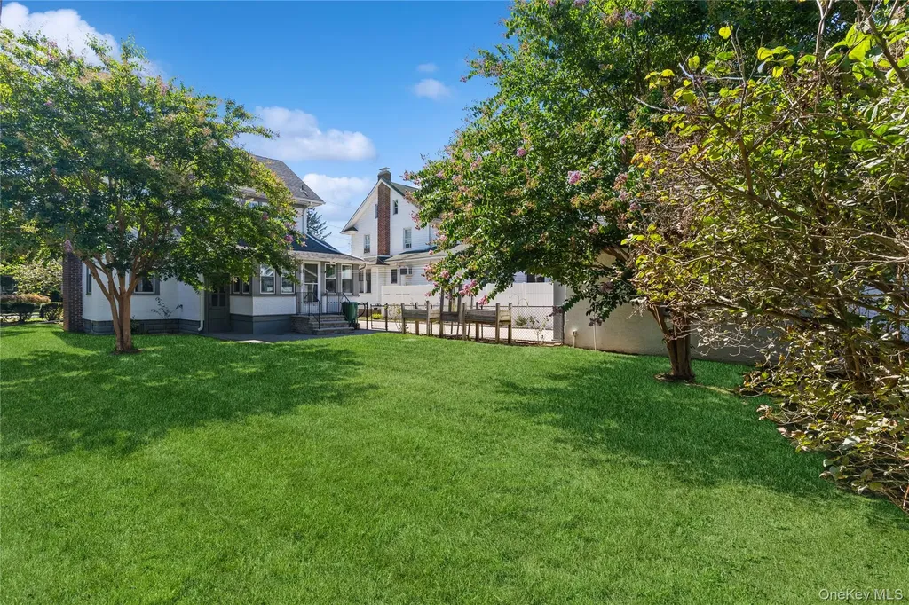 63 Lenox Avenue Lynbrook NY 11563