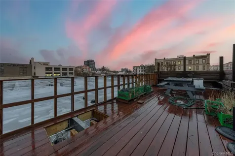 33-09 37th Avenue Long Island City NY 11101