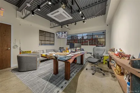 33-09 37th Avenue Long Island City NY 11101