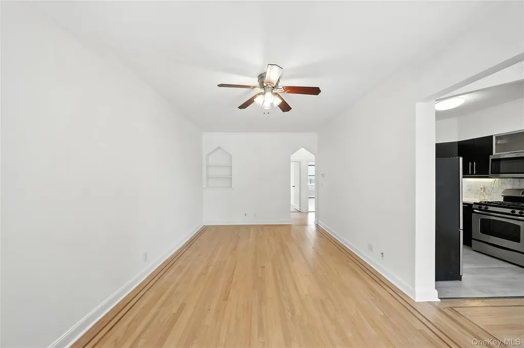 5958 69th Place Maspeth NY 11378