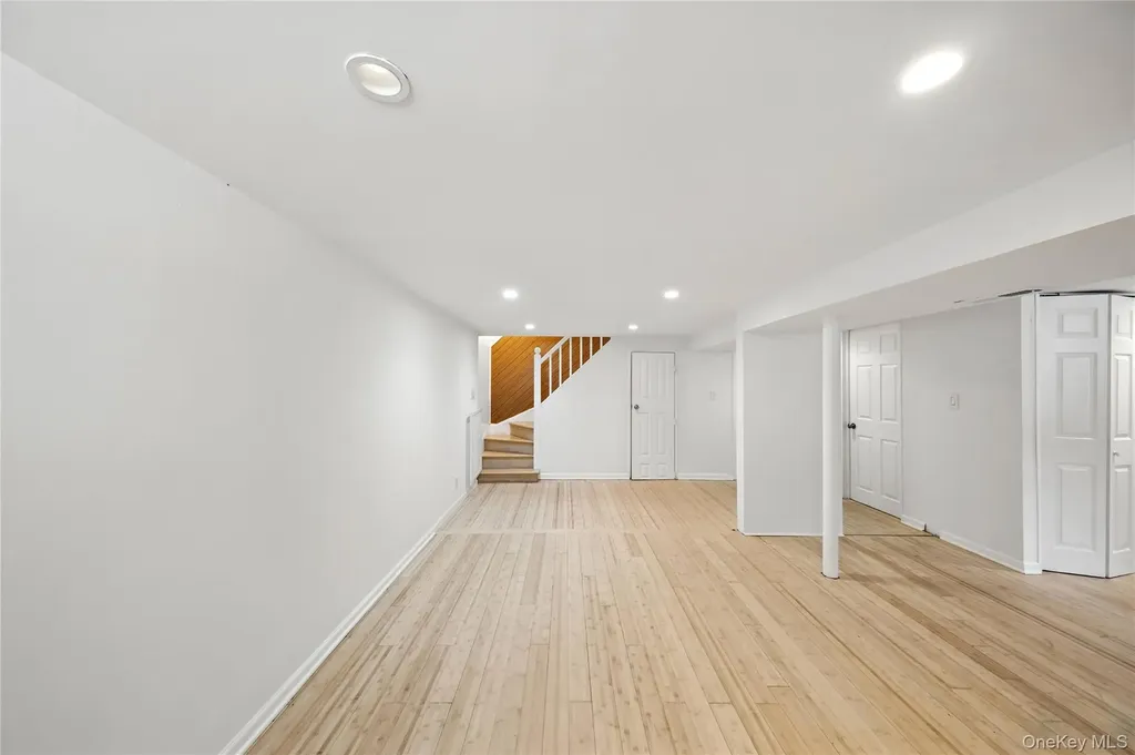 5958 69th Place Maspeth NY 11378