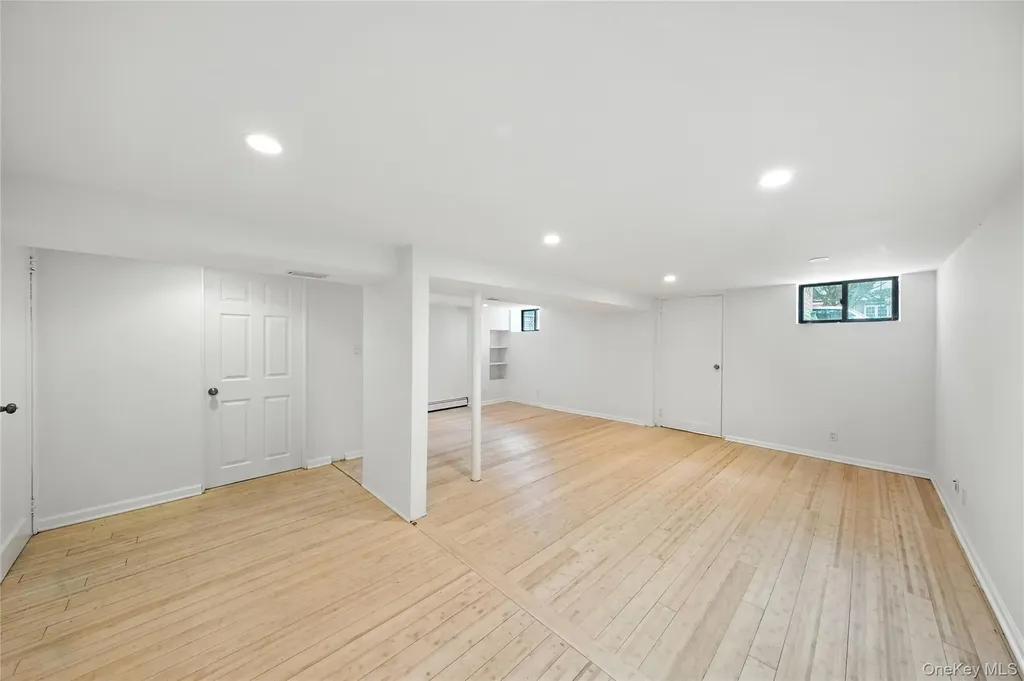 5958 69th Place Maspeth NY 11378
