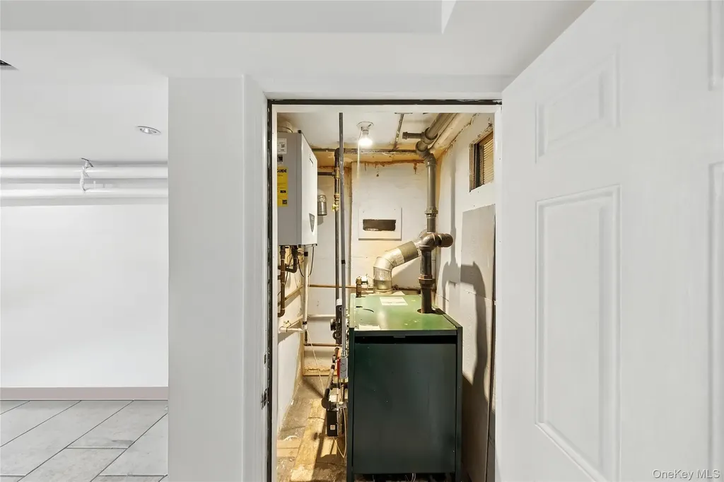 5958 69th Place Maspeth NY 11378