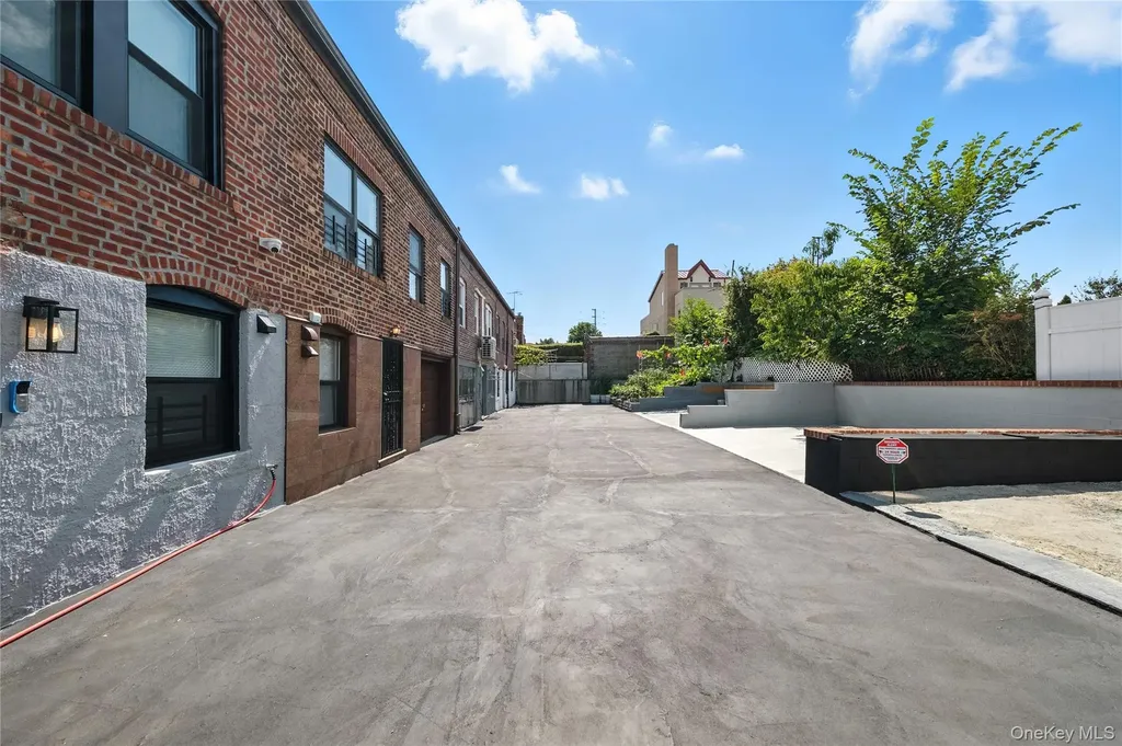 5958 69th Place Maspeth NY 11378