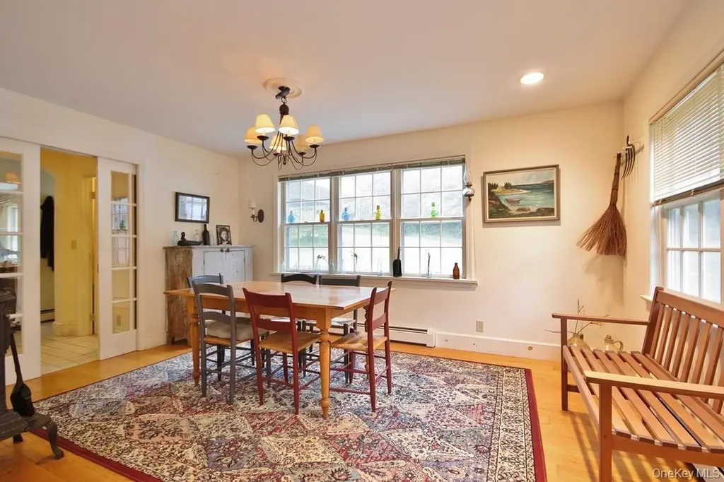 2586 Lucas Turnpike High Falls NY 12440