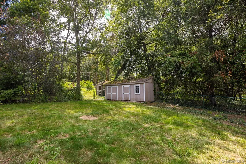 993 State Route 32 Wallkill NY 12589