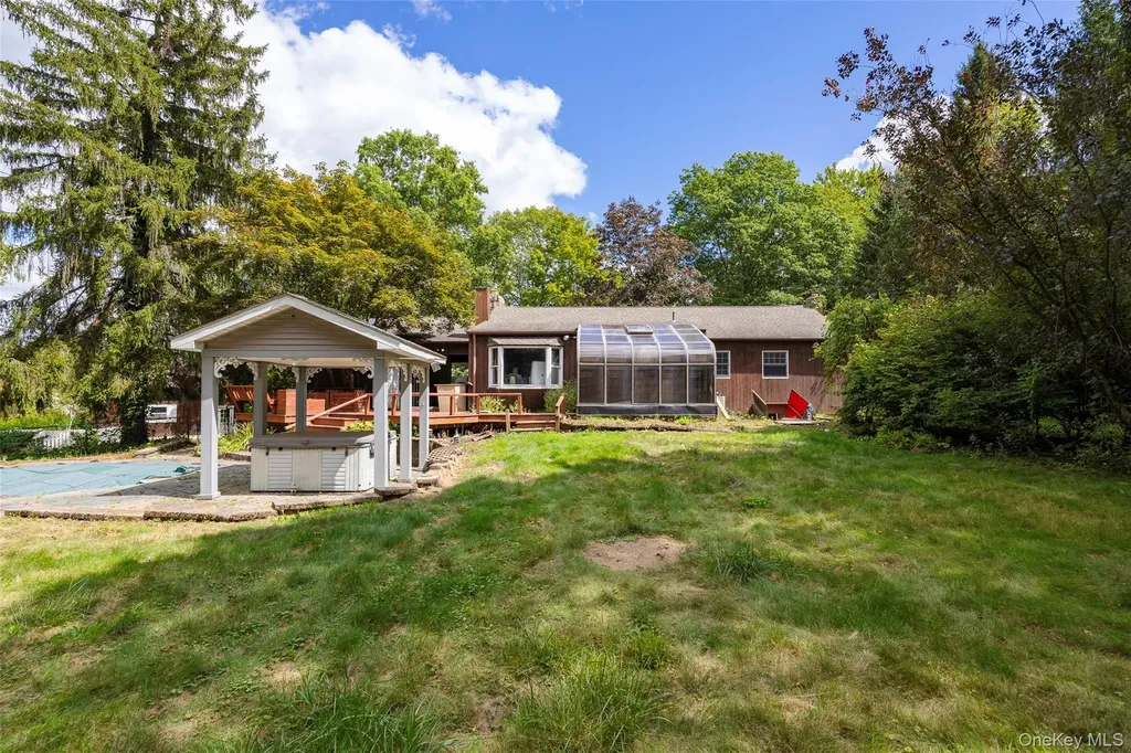 993 State Route 32 Wallkill NY 12589